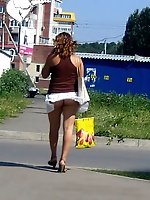 17 pictures - Upskirt sniper gallery