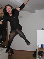 Upskirt pictures - Upskirt collection with gals showing panty