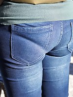 Upskirt pictures - Jeans Girls pics gallery