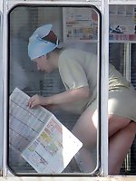 Upskirt pictures - candid spy cam upskirt voyeur pictures