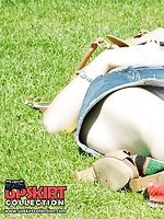 Upskirt pictures - Careless upskirting in the park