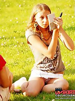 12 pictures - Teasing upskirting in the street