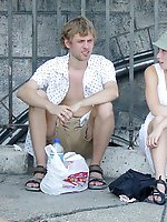 12 pictures - Spectacular blonde upskirt pics