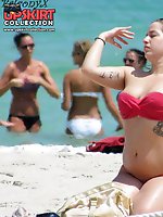 Upskirt pictures - Hot bikini babes for kinky hunter