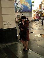 Upskirt pictures - Amazing upskirt pictures featuring pretty the babe caught just in street