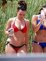 12 pictures - Bikini girls back view is wonderful