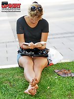 12 pictures - Very nasty girlfriend upskirt photos