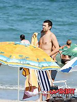 12 pictures - Exciting bikini masturbation on cam