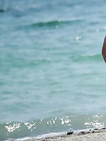 Upskirt pictures - Great view on amateur bikini girls