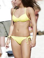 12 pictures - Bikini panties make their asses round