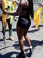 Upskirt pictures - sexy street asses