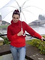 12 pictures - Cameltoe upskirt gallery