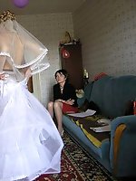 Upskirt pictures - Naughty Brides upskirt photos