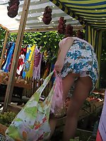4 pictures - Upskirt sniper gallery