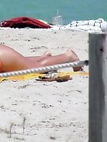 Upskirt pictures - Cutest bikini girls in full play